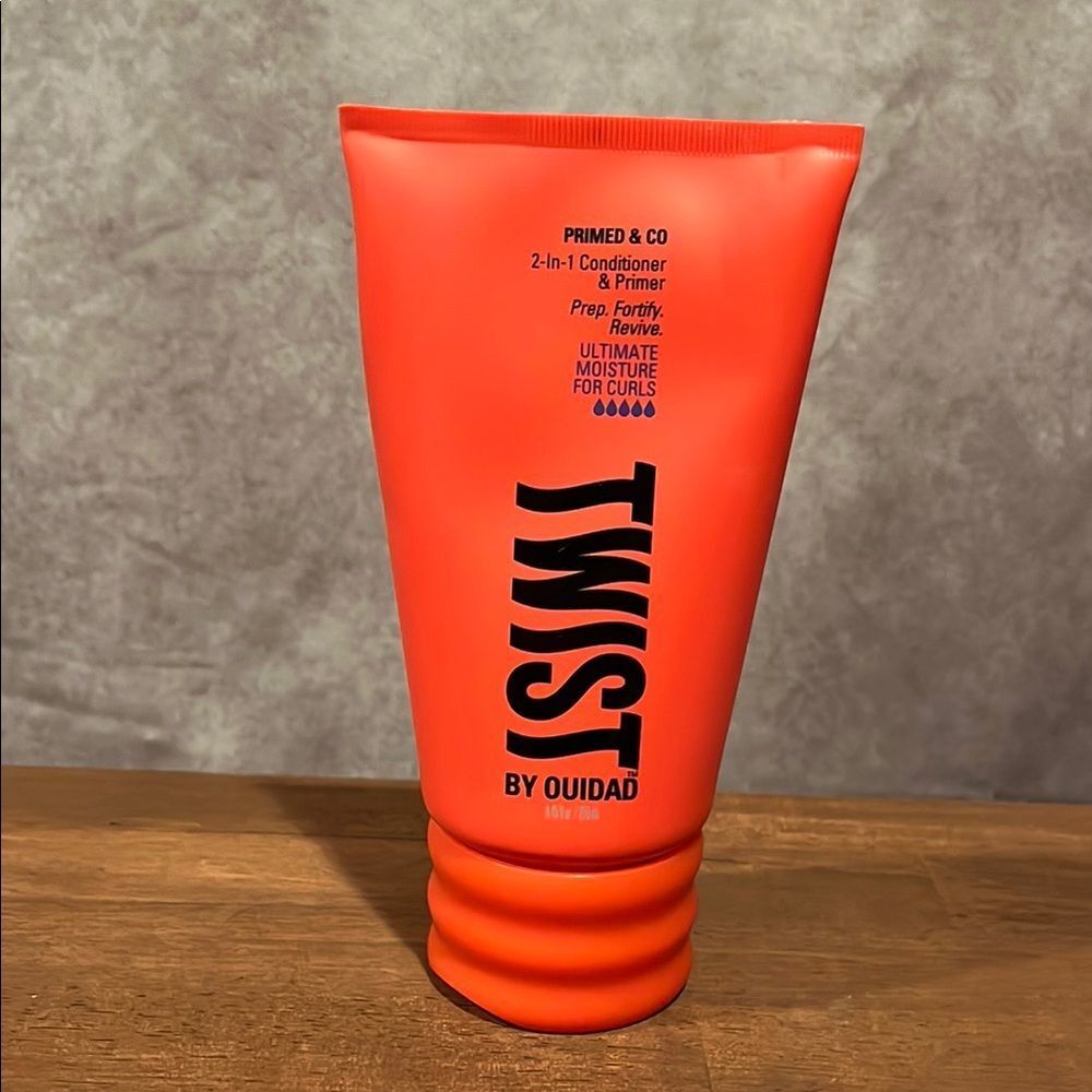 Twist by Ouidad 2-in-1 Conditioner & Primer